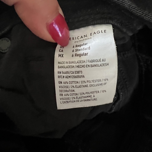 American Eagle “Curvy Hi-Rise Mini” Distressed Black Denim Skirt 6 - Picture 7 of 10